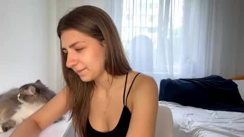 Bella online show from 07/22/26, 12:41