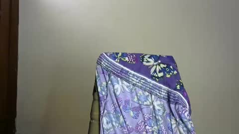 Snapshot of joankein_255 chatting on 02/21/25, 07:34 varl online show from 02/21/25, 07:34