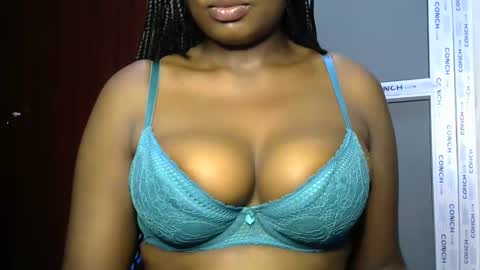 Snapshot of joankein_255 chatting on 09/10/25, 06:08 varl online show from 09/10/25, 06:08