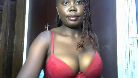 Snapshot of joankein_255 chatting on 10/24/25, 06:15 varl online show from 10/24/25, 06:15