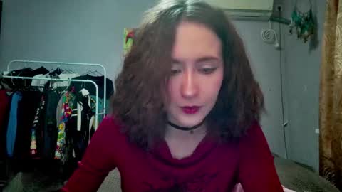 Joannatompson online show from 10/01/25, 12:05