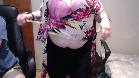 Joanna and Greg online show from 01/11/25, 11:45