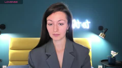 Snapshot of joannelson chatting on 09/17/25, 01:29 Joan online show from 09/17/25, 01:29