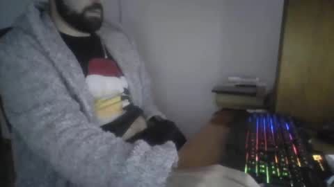 joaodias_18 online show from 12/19/24, 09:38