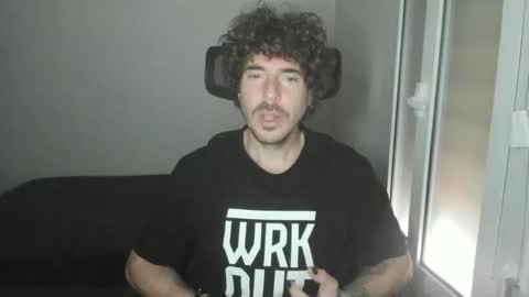 Snapshot of joaquin420_hot chatting on 02/18/26, 09:49 joaquin420_hot online show from 02/18/26, 09:49