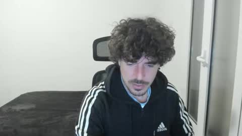 Snapshot of joaquin420_hot chatting on 02/22/26, 08:40 joaquin420_hot online show from 02/22/26, 08:40