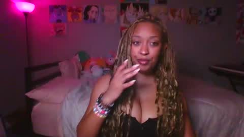 JoJo 3   online show from 01/05/25, 03:32