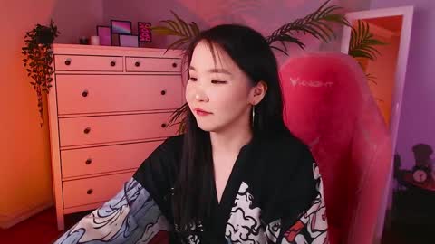 Snapshot of jocelyn_lane chatting on 02/09/25, 12:30 Amina online show from 02/09/25, 12:30