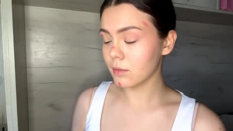 Mila online show from 04/04/26, 10:24