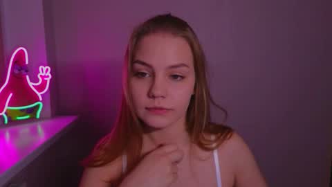 Snapshot of jodiewithgreen chatting on 11/30/25, 07:18 Jodie 3 returning TODAY online show from 11/30/25, 07:18