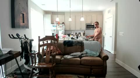 joe1997202399 online show from 06/18/26, 08:35
