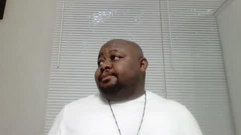 Snapshot of joe25123 chatting on 07/13/26, 12:13 joe25123 online show from 07/13/26, 12:13