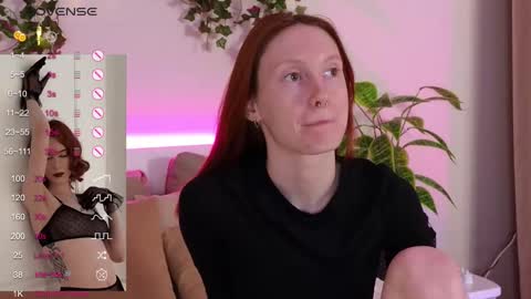 Snapshot of joe___joe chatting on 12/23/24, 04:12 Joe online show from 12/23/24, 04:12