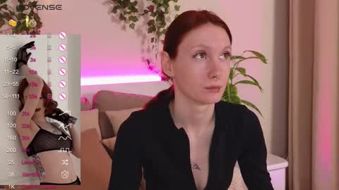 Snapshot of joe___joe chatting on 12/24/24, 04:22 Joe online show from 12/24/24, 04:22