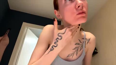 Snapshot of joe___joe chatting on 02/26/25, 06:47 Joe online show from 02/26/25, 06:47