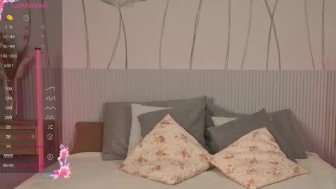 Snapshot of joe___joe chatting on 10/16/25, 08:59 Joe online show from 10/16/25, 08:59