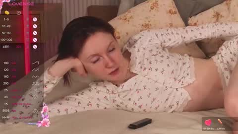 Snapshot of joe___joe chatting on 10/18/25, 05:10 Joe online show from 10/18/25, 05:10