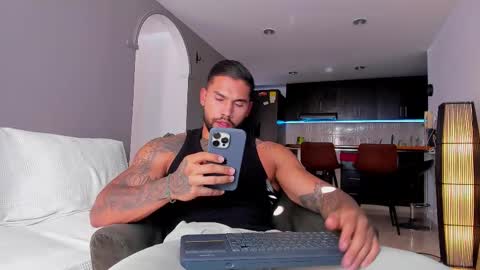 joe_esthetic online show from 09/09/25, 08:30