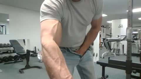 Snapshot of joe_smith5679 chatting on 12/19/25, 09:11 joe_smith5679 online show from 12/19/25, 09:11