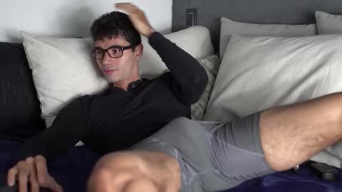 joe_steel1 online show from 10/24/25, 07:54