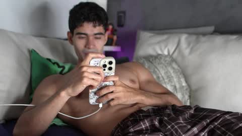 Snapshot of joe_steel1 chatting on 06/08/26, 01:50 joe_steel1 online show from 06/08/26, 01:50