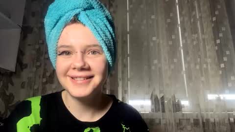 Snapshot of joeannfurgison chatting on 02/25/26, 07:07 Aurora online show from 02/25/26, 07:07