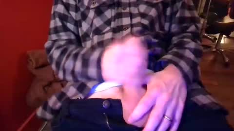 Snapshot of joeblow2525 chatting on 01/02/25, 04:13 joeblow2525 online show from 01/02/25, 04:13