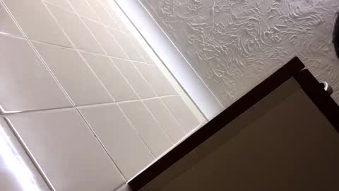 Snapshot of joebreeze33 chatting on 11/01/25, 08:33 joebreeze33 online show from 11/01/25, 08:33