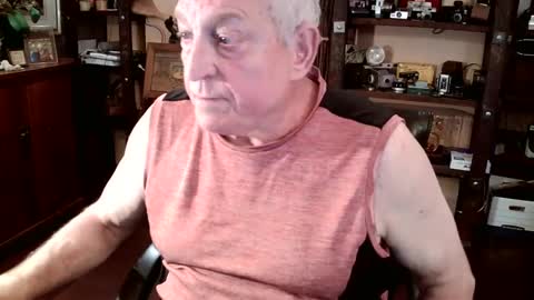 Snapshot of joedunbar61 chatting on 02/28/25, 09:01 joedunbar61 online show from 02/28/25, 09:01