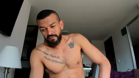 Snapshot of joel_beekman13 chatting on 01/12/25, 08:47 Joel Beekman online show from 01/12/25, 08:47