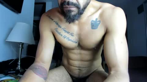 Snapshot of joel_beekman13 chatting on 01/25/25, 11:13 Joel Beekman online show from 01/25/25, 11:13