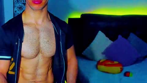 Snapshot of joel_ferreira chatting on 02/21/25, 03:43 Joel online show from 02/21/25, 03:43