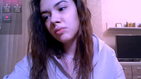 Jennifer online show from 03/20/26, 05:40