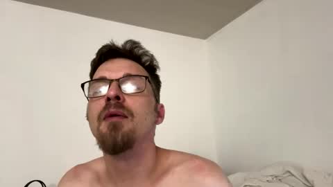 Snapshot of joemama34 chatting on 02/16/25, 09:37 Xtina online show from 02/16/25, 09:37