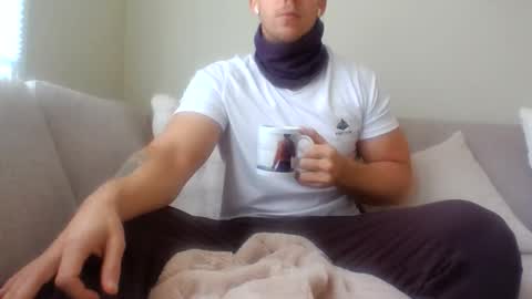 Snapshot of joeybanan chatting on 10/19/25, 10:16 joeybanan online show from 10/19/25, 10:16