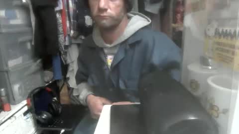 Snapshot of joeybcali79 chatting on 04/01/26, 10:16 joeybcali79 online show from 04/01/26, 10:16