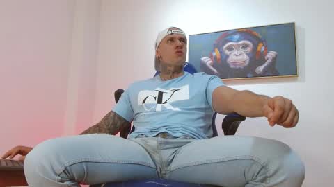     online show from 02/14/26, 04:31