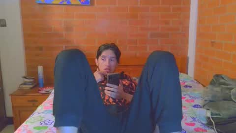 johan70nsexy online show from 12/03/25, 05:04