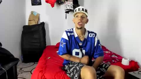 johan_and_antonella online show from 03/15/26, 11:05