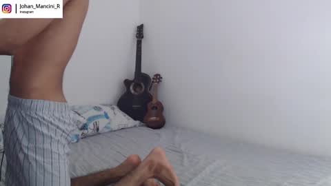 Snapshot of johan_mancini_r chatting on 01/16/25, 07:52 johan_mancini_r online show from 01/16/25, 07:52