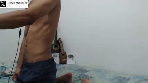 Snapshot of johan_mancini_r chatting on 02/15/25, 11:25 johan_mancini_r online show from 02/15/25, 11:25