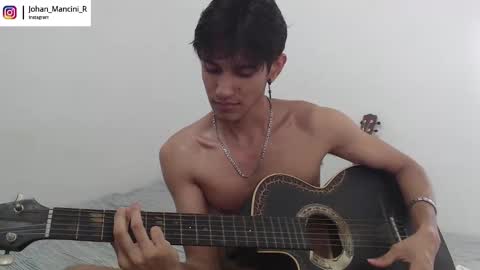 Snapshot of johan_mancini_r chatting on 03/11/25, 04:29 johan_mancini_r online show from 03/11/25, 04:29