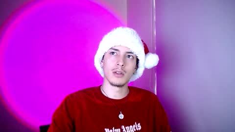 johan_parker222 online show from 12/17/25, 09:21