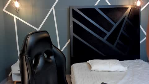 Johan Williams online show from 01/29/25, 07:57