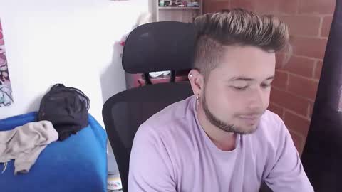 JOHAN independient model online show from 01/15/26, 04:22