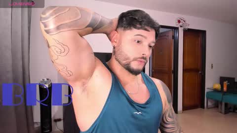 Snapshot of johatsu chatting on 02/19/26, 01:01 King - online show from 02/19/26, 01:01