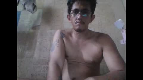 Snapshot of john19881995 chatting on 05/28/26, 03:48 john19881995 online show from 05/28/26, 03:48