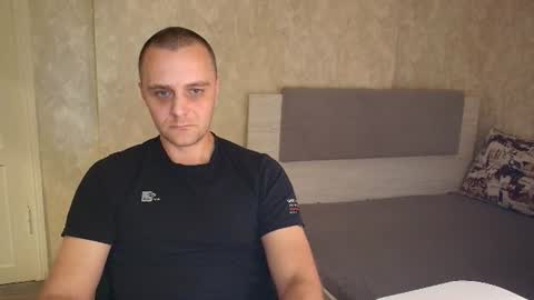 Snapshot of john_3019 chatting on 06/19/26, 12:09 John online show from 06/19/26, 12:09