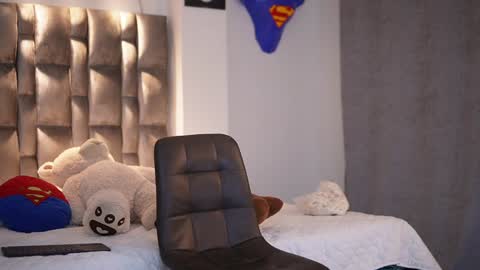 john online show from 12/19/24, 12:13