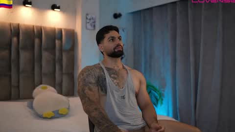 john online show from 04/12/26, 08:36